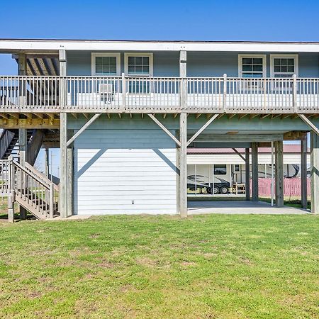 Crystal Beach Home With 2 Grills Walk To Shore! Exterior photo